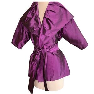 St. John Satin Wrap Dramatic Evening Jacket Short Sleeve Purple Size 12 New